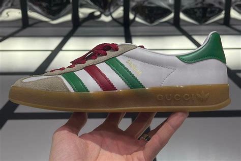 prezzo adidas gucci|Gucci Adidas originals.